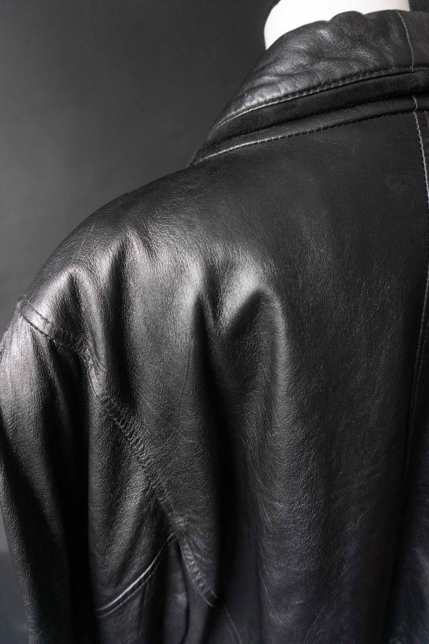 Doppelreihiger schwarzer Vintage Leder-Blazer mit Wildleder