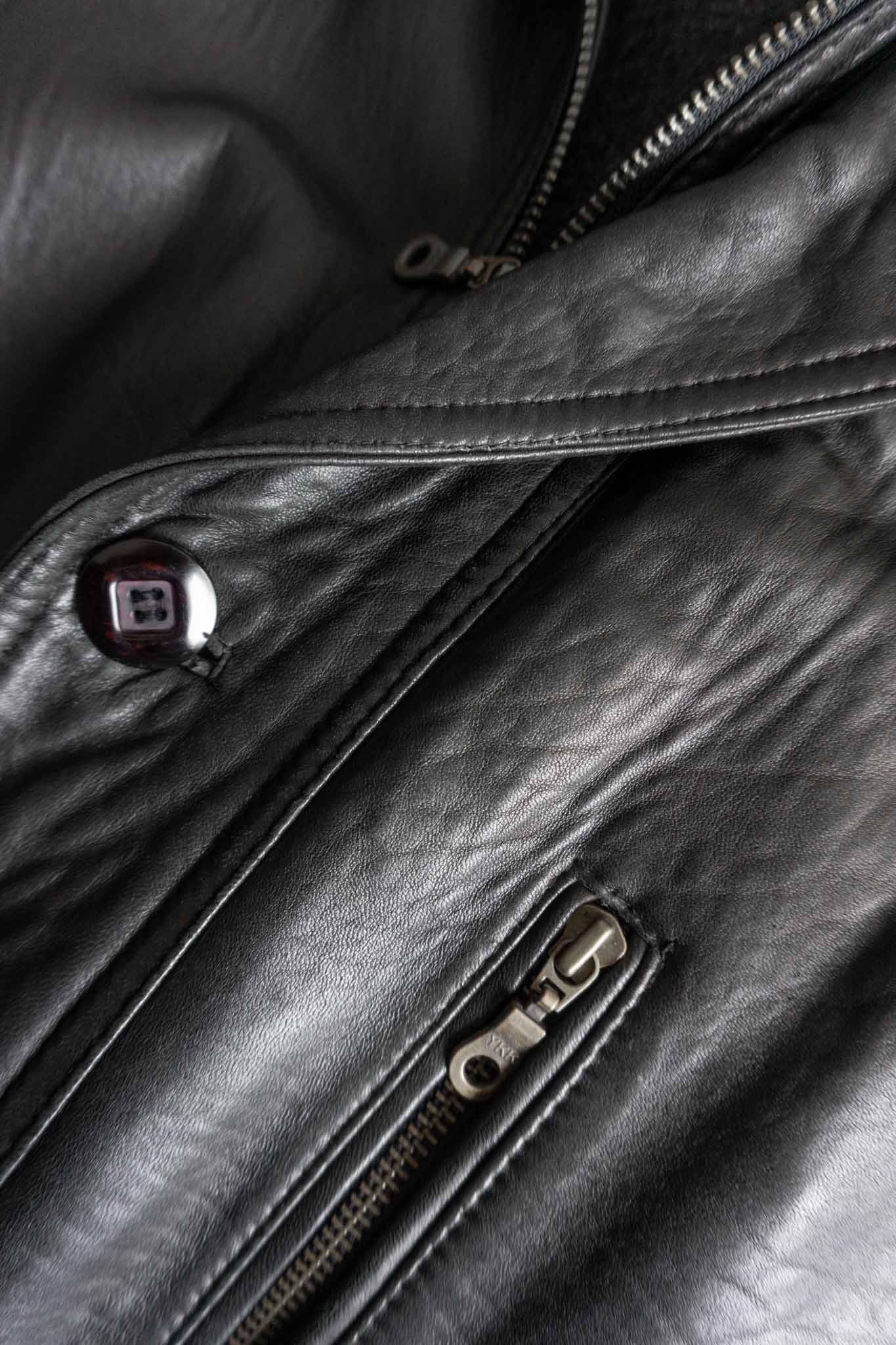 Schwarze Vintage Lederjacke Damen Oversized Herbstjacke 80s 90s