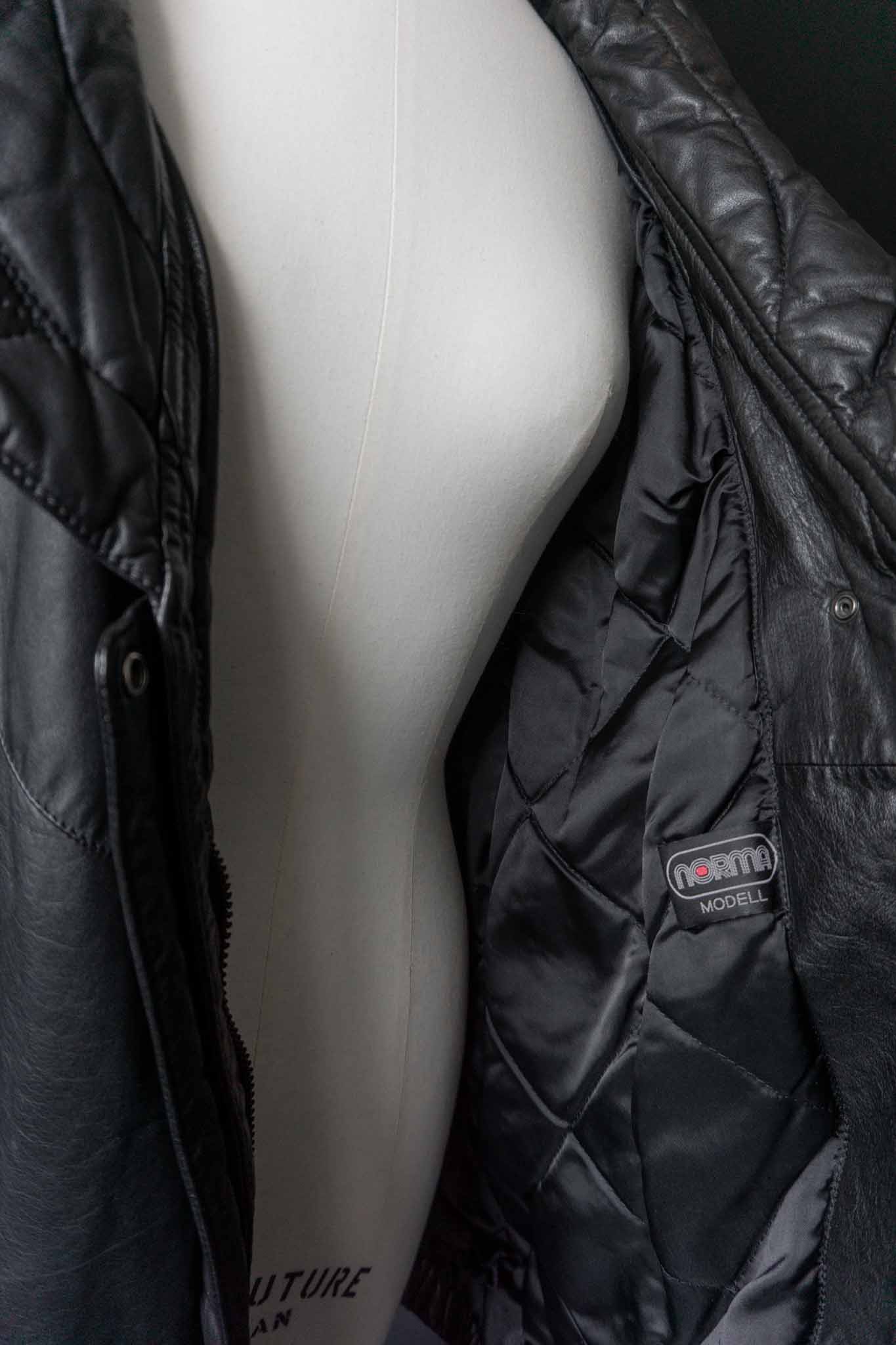 Schwarze Vintage Lederjacke in Cocoon-Form mit gestepptem Kragen