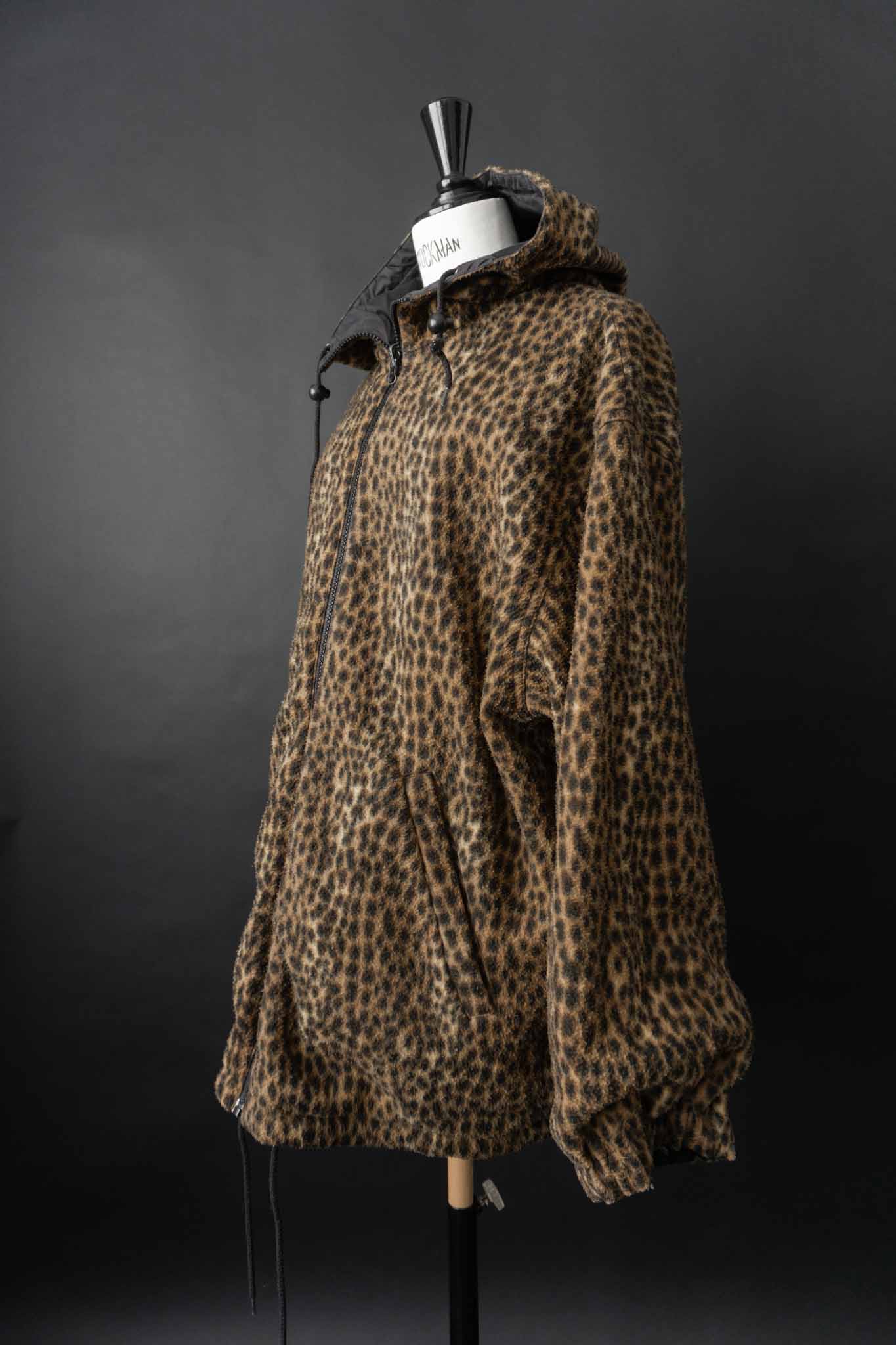 Vintage 80s Wendejacke Schwarz Leopard Fake Fur mit Kapuze und Oversize-Schnitt