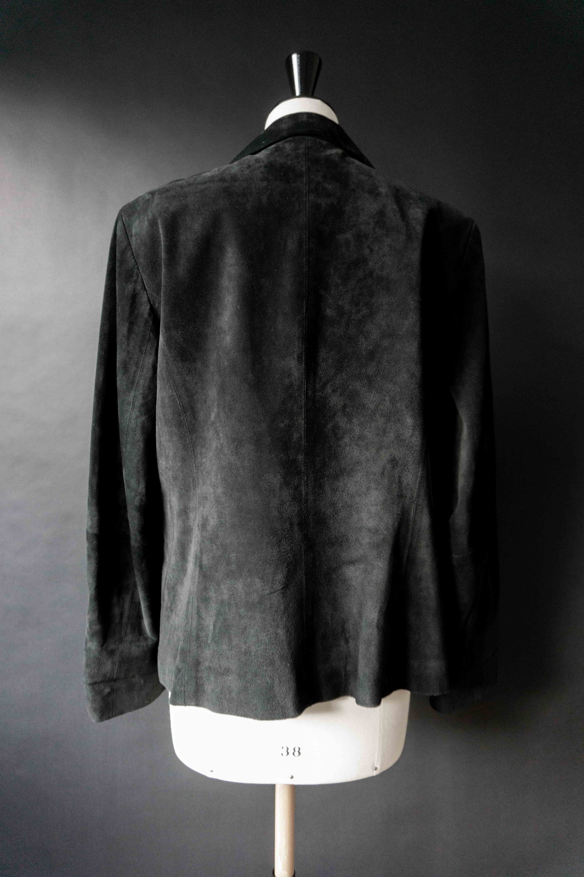 Schwarze Wildlederjacke Vintage 90er – Suede Jacket mit Mandarin-Verschluss, M–L theplaincircle vintage