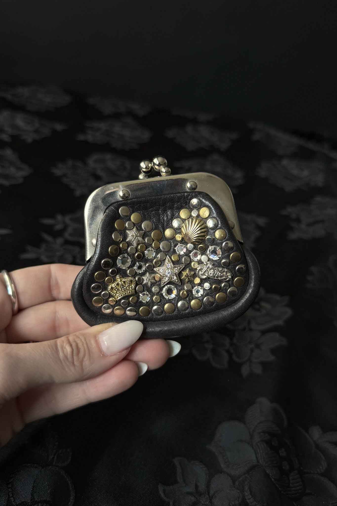 Kolster Mini-Etui aus Leder mit Strass und Nieten