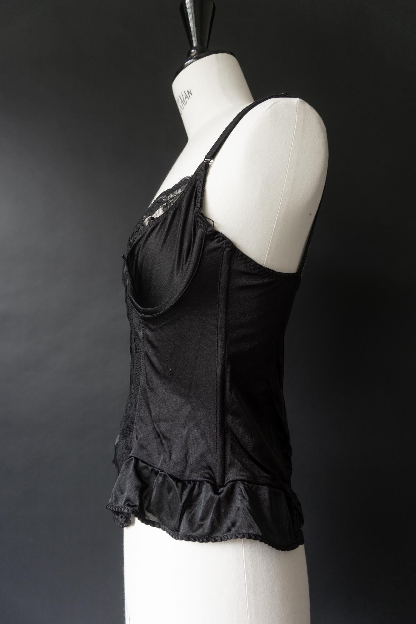 Vintage 80s Spitzen Corsagen Top mit Schößchen – Black Satin Bustier, S–M theplaincircle vintage