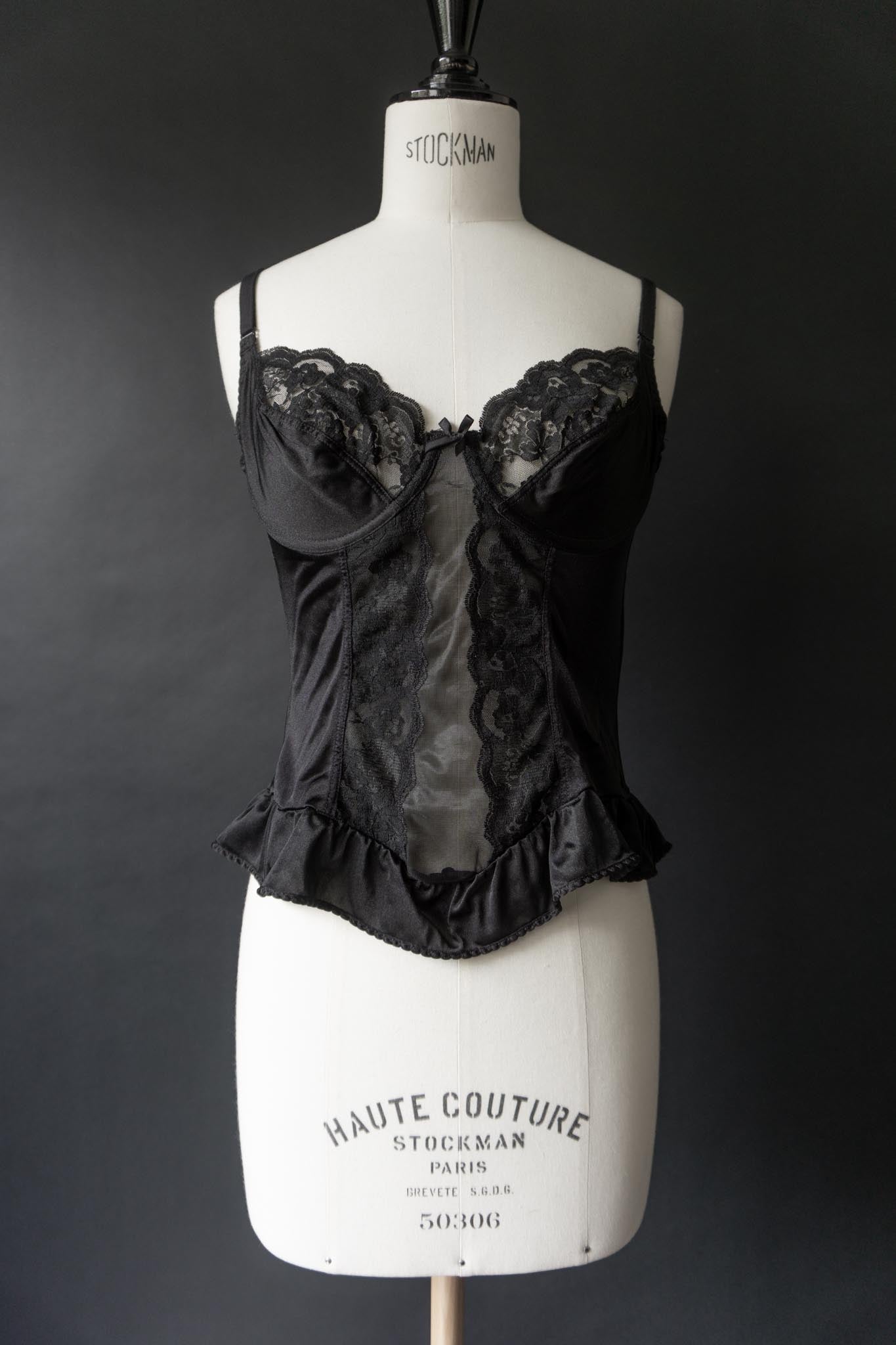 Vintage 80s Spitzen Corsagen Top mit Schößchen – Black Satin Bustier, S–M theplaincircle vintage