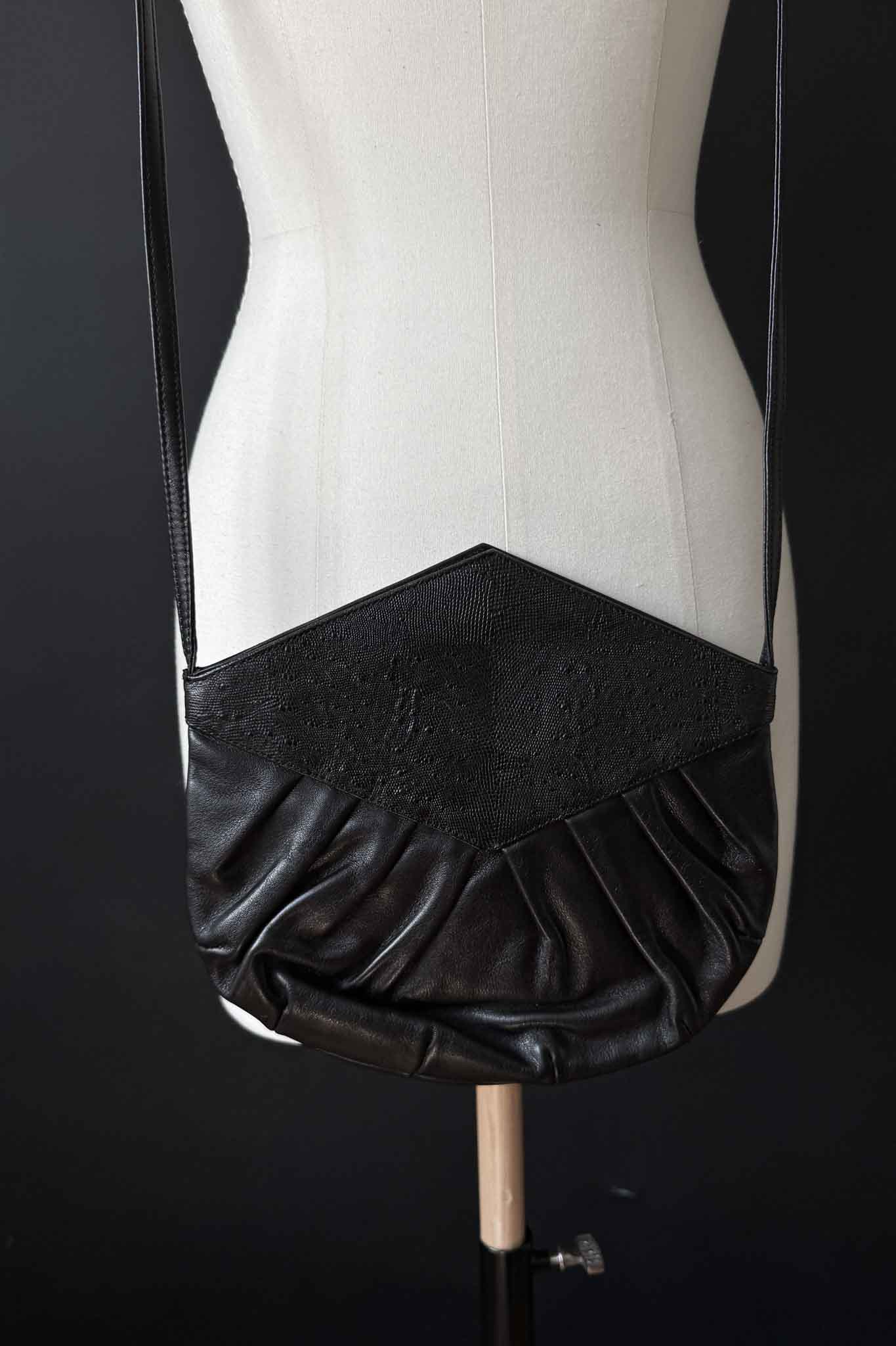 Vintage Leder Umhängetasche mit Schmuckverschluss