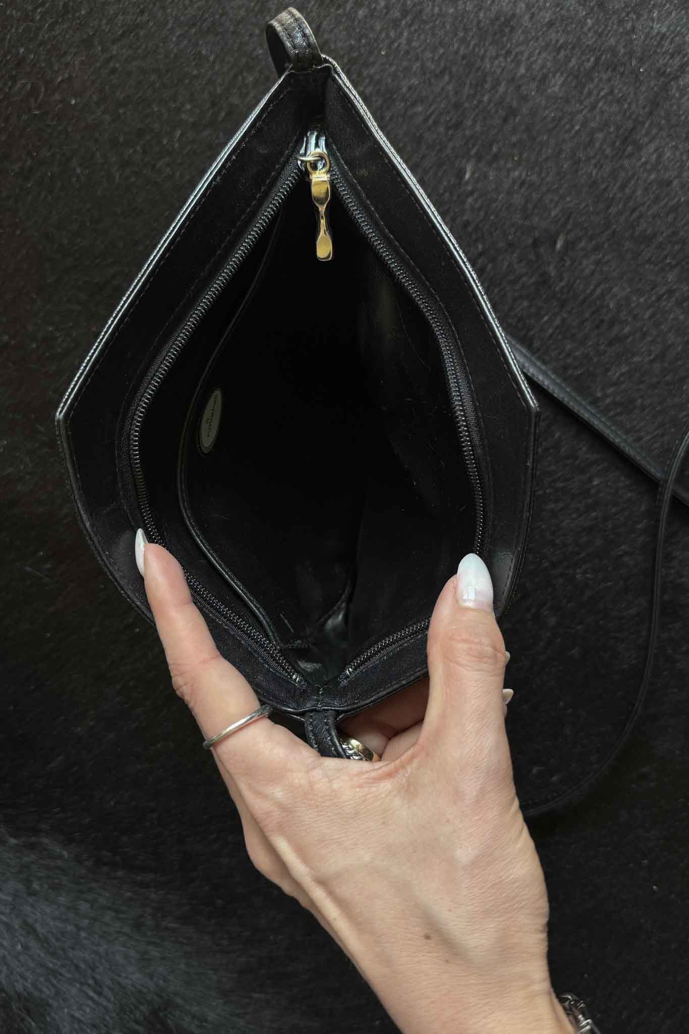 Vintage Leder Umhängetasche mit Schmuckverschluss