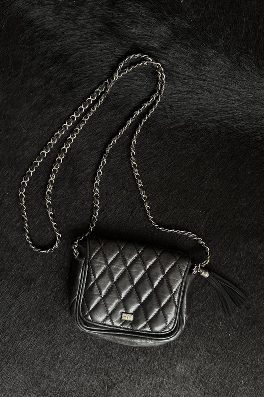 Vintage Schwarze Nappaleder-Tasche mit Kettenriemen