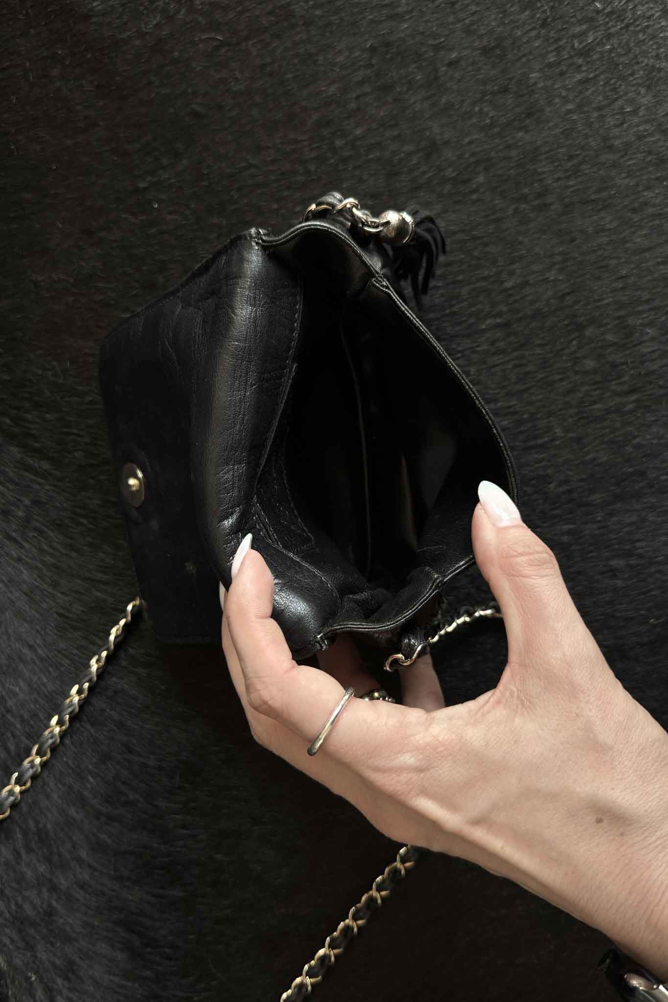 Vintage Schwarze Nappaleder-Tasche mit Kettenriemen