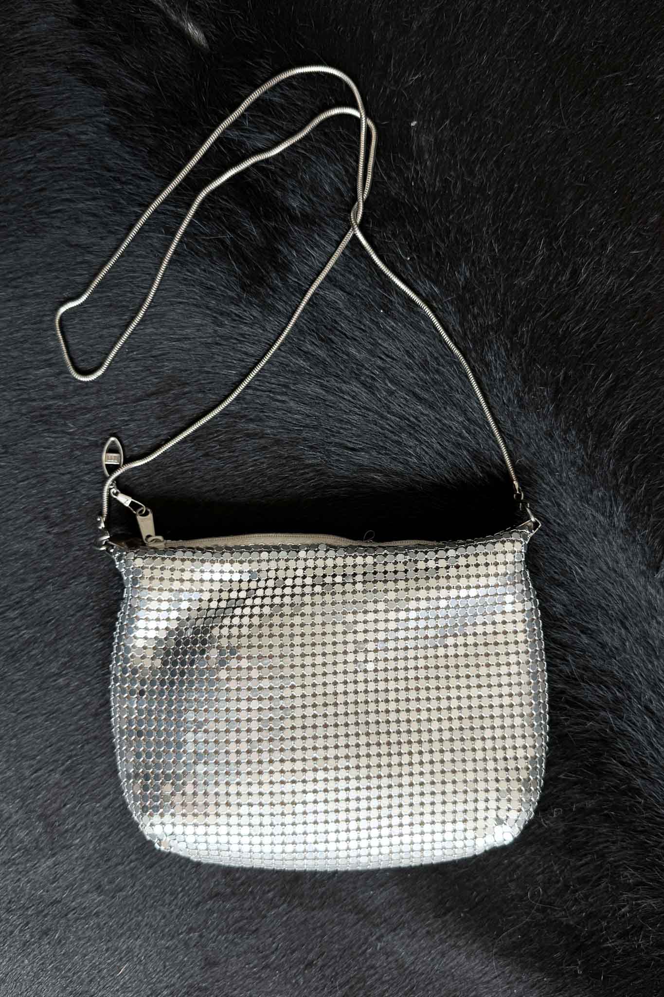 Vintage 80s Silver Mesh Bag – Disco Glam Meets Minimalism theplaincircle vintage