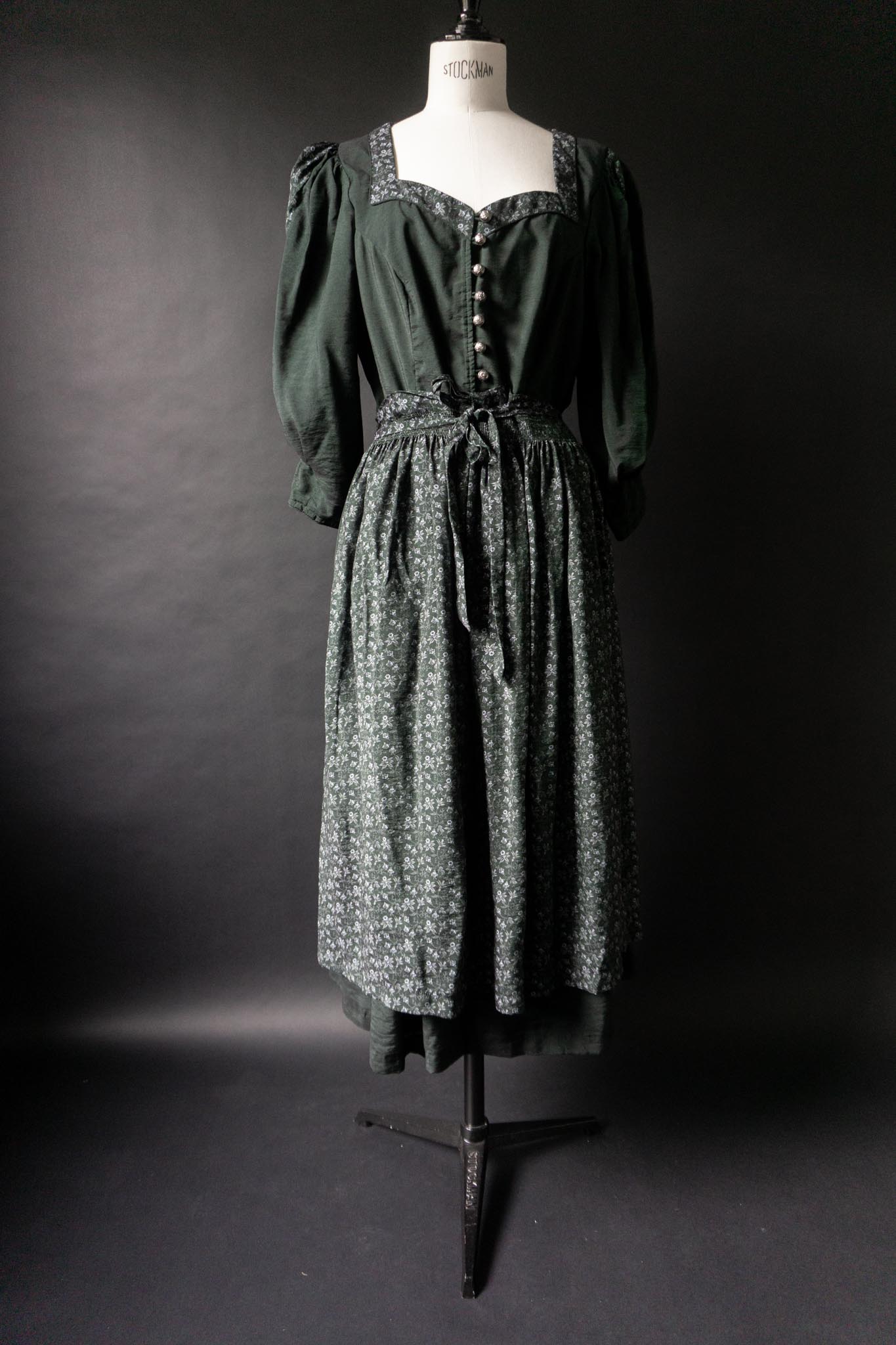 Vintage Dark Folklore Kleid, L–XL theplaincircle vintage