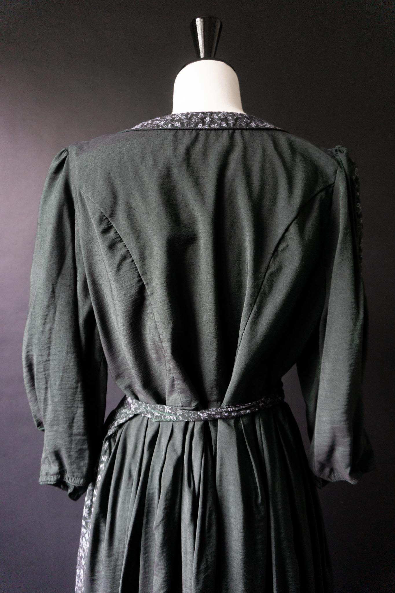 Vintage Dark Folklore Kleid, L–XL theplaincircle vintage