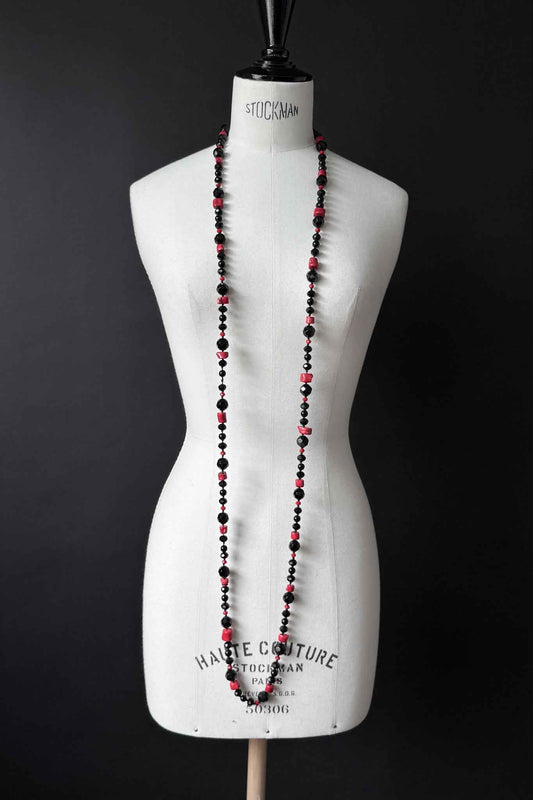 Vintage Onyx-Kette mit Korallenelementen in Schwarz & Rot