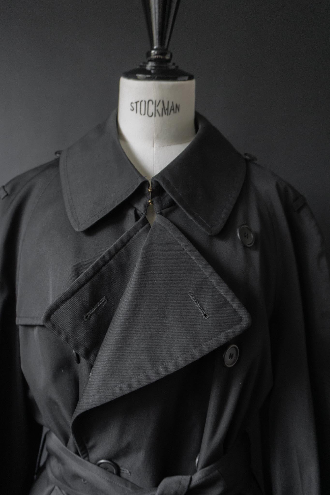 Vintage 80s Burberrys Trench Coat — Rare 80s Archive Piece Made in England, M–XL theplaincircle vintage