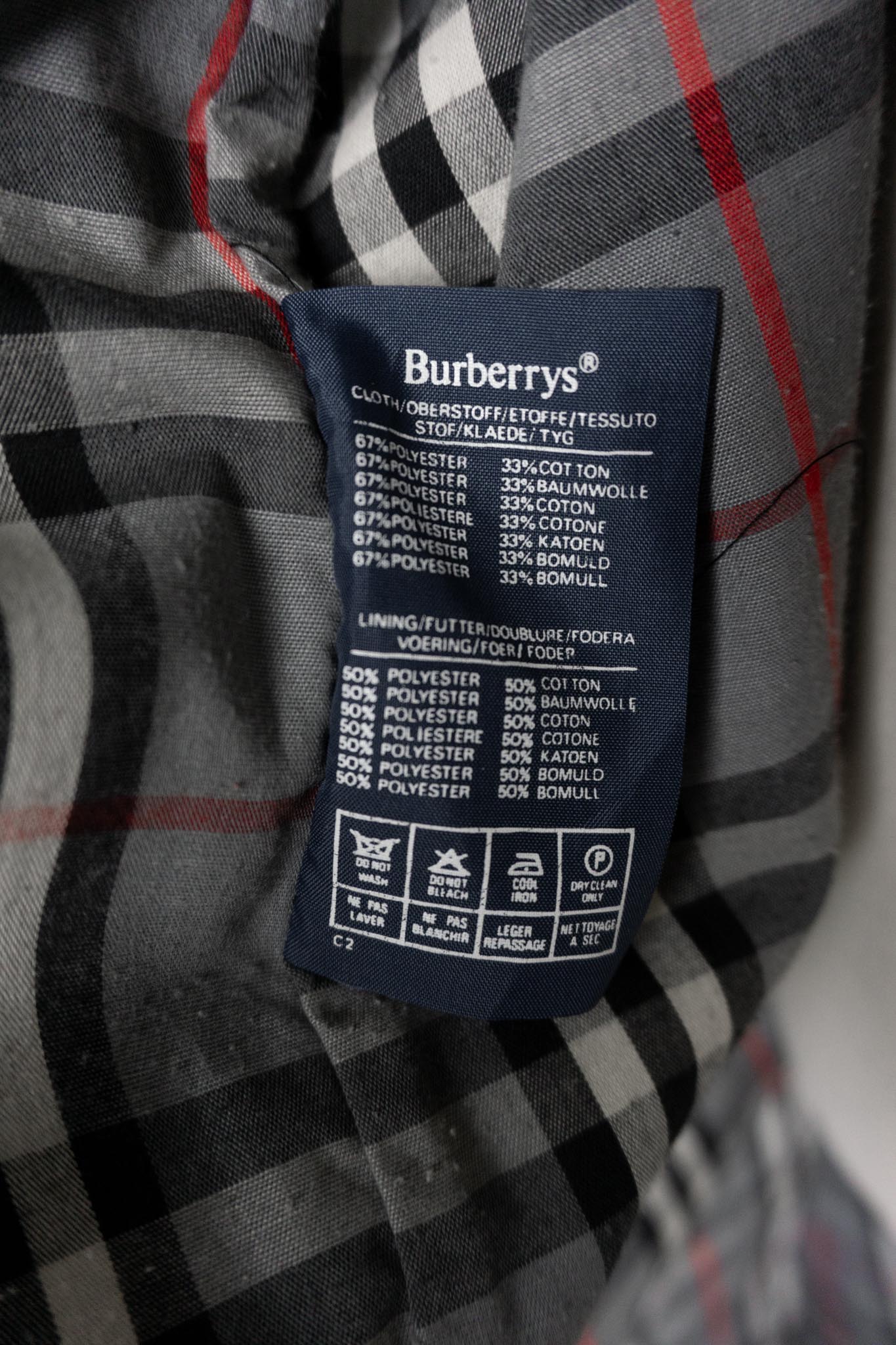 Vintage 80s Burberrys Trench Coat — Rare 80s Archive Piece Made in England, M–XL theplaincircle vintage