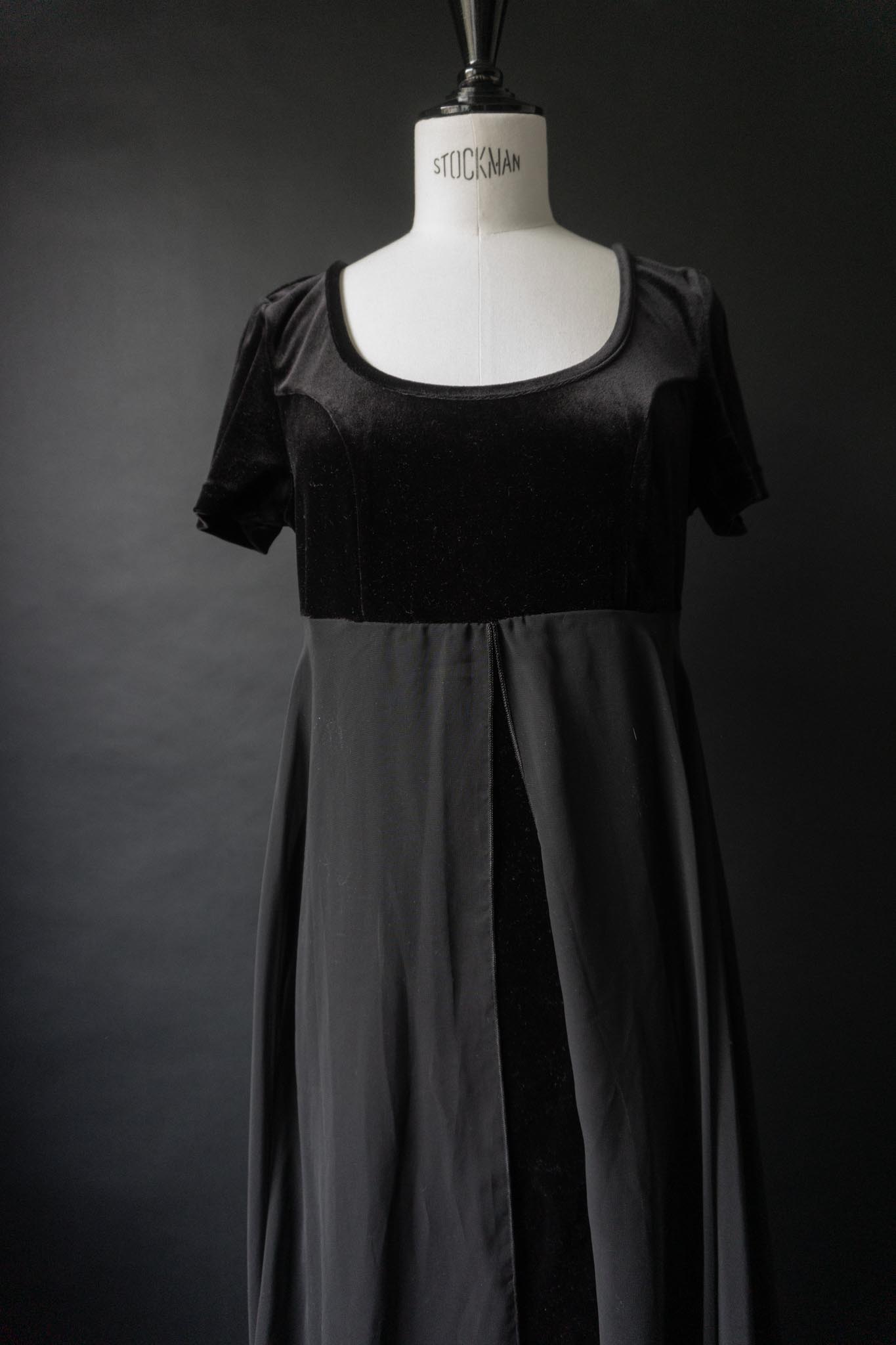 Vintage 90s Samt & Chiffon Layer Kleid, S–M theplaincircle vintage