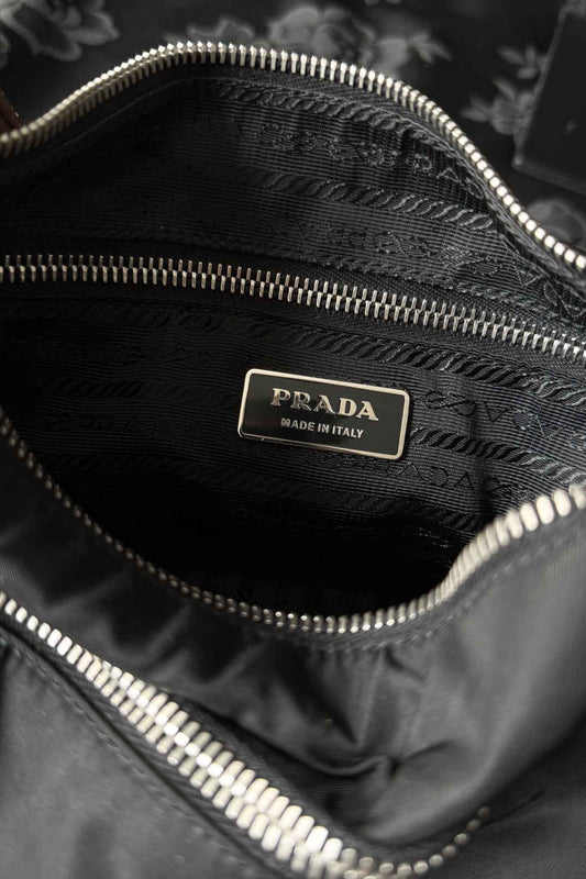 Vintage Prada Tessuto Mini Hobo Schultertasche – Black Nylon Re-Edition Style 1995