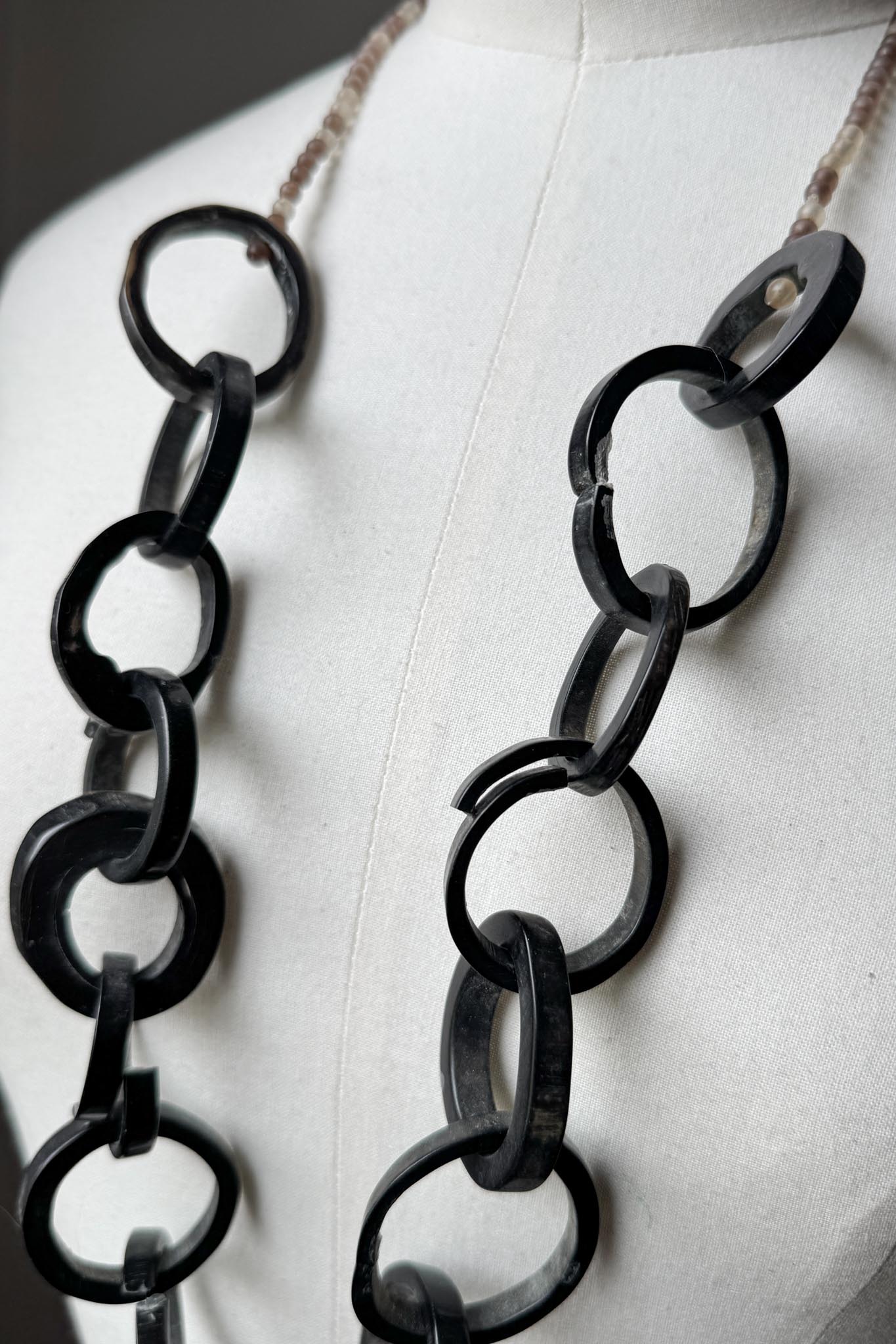 Vintage Horn Statement Necklace – Sculptural Avant-Garde theplaincircle vintage