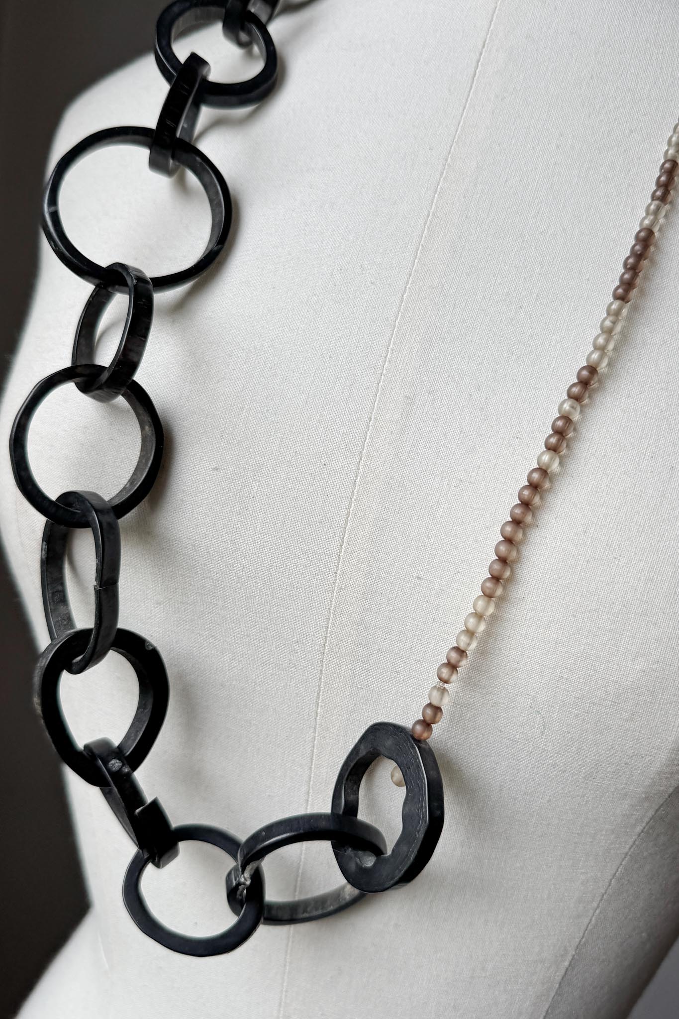 Vintage Horn Statement Necklace – Sculptural Avant-Garde theplaincircle vintage