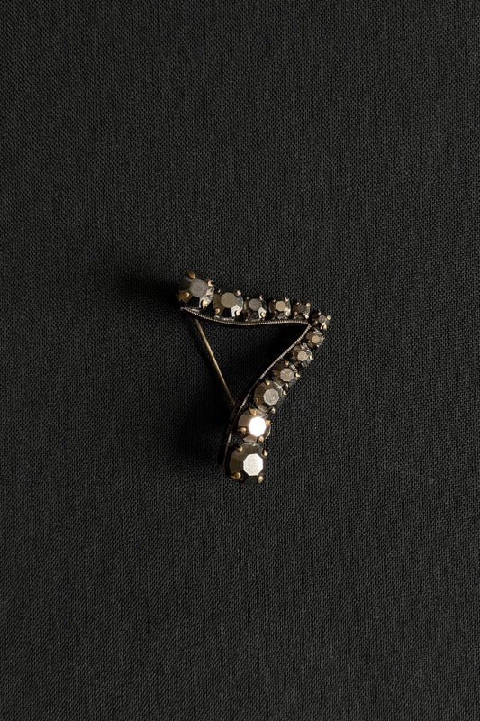 Dunkle Vintage Strass Brosche – Minimal Gothic Pin theplaincircle vintage