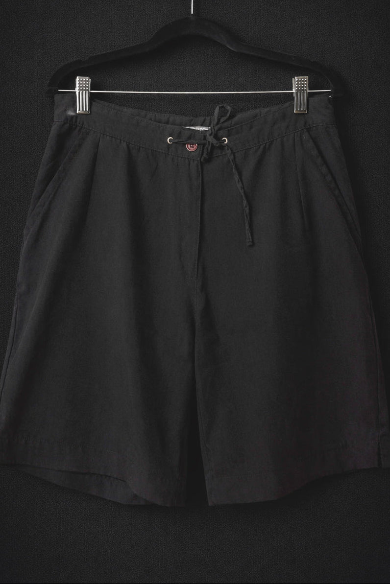 Schwarze Vintage Shorts mit Kordelbund – leichte Sommer Shorts, L theplaincircle vintage