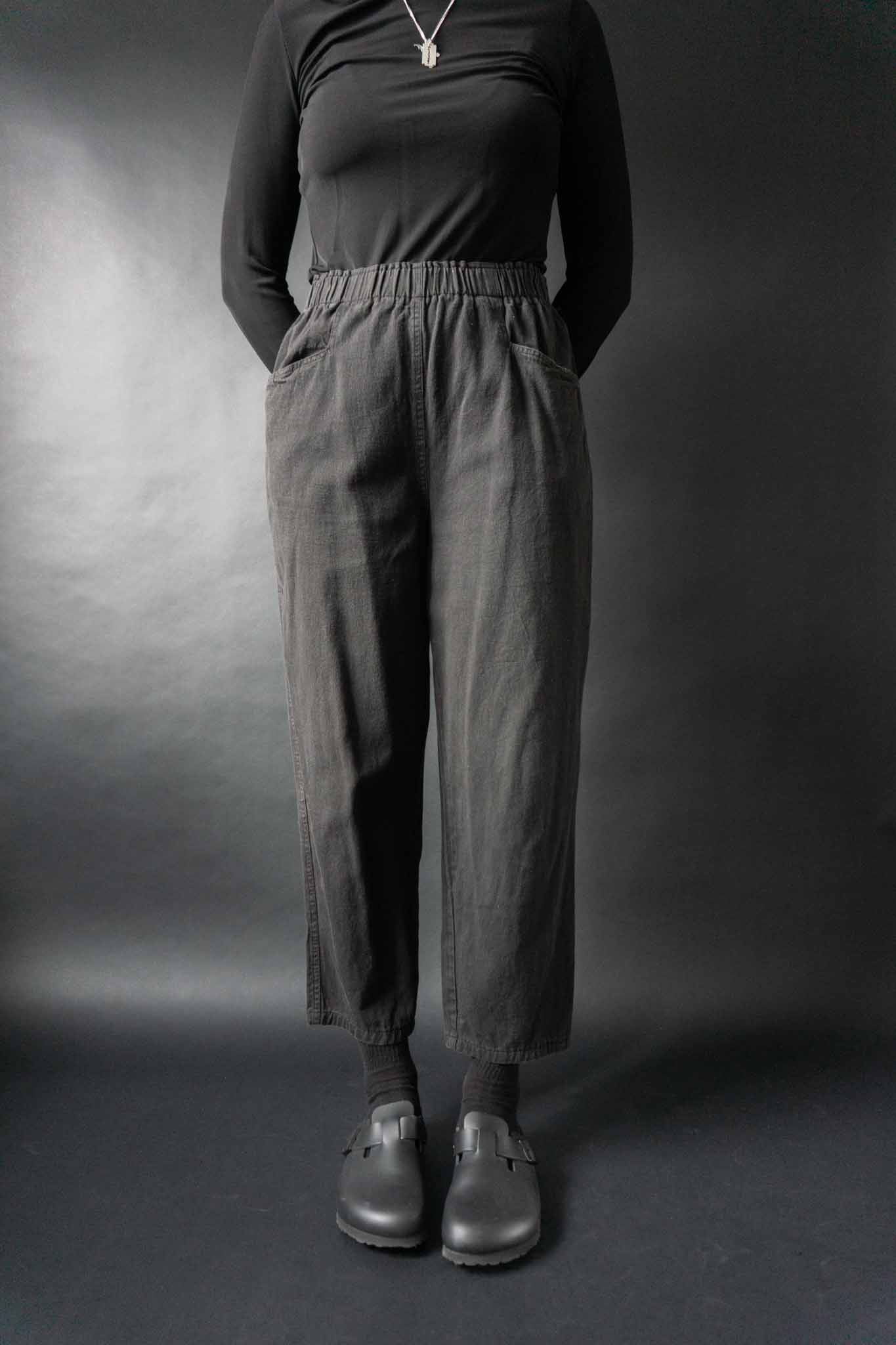 Vintage Hose, Schwarz Highwaist Elastisch, S–M theplaincircle vintage