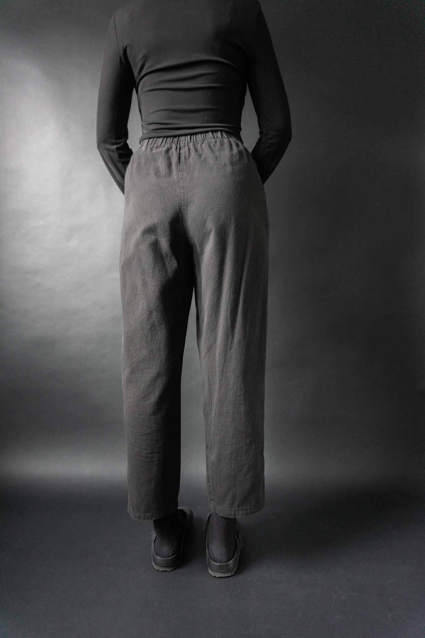 Vintage Hose, Schwarz Highwaist Elastisch, S–M theplaincircle vintage