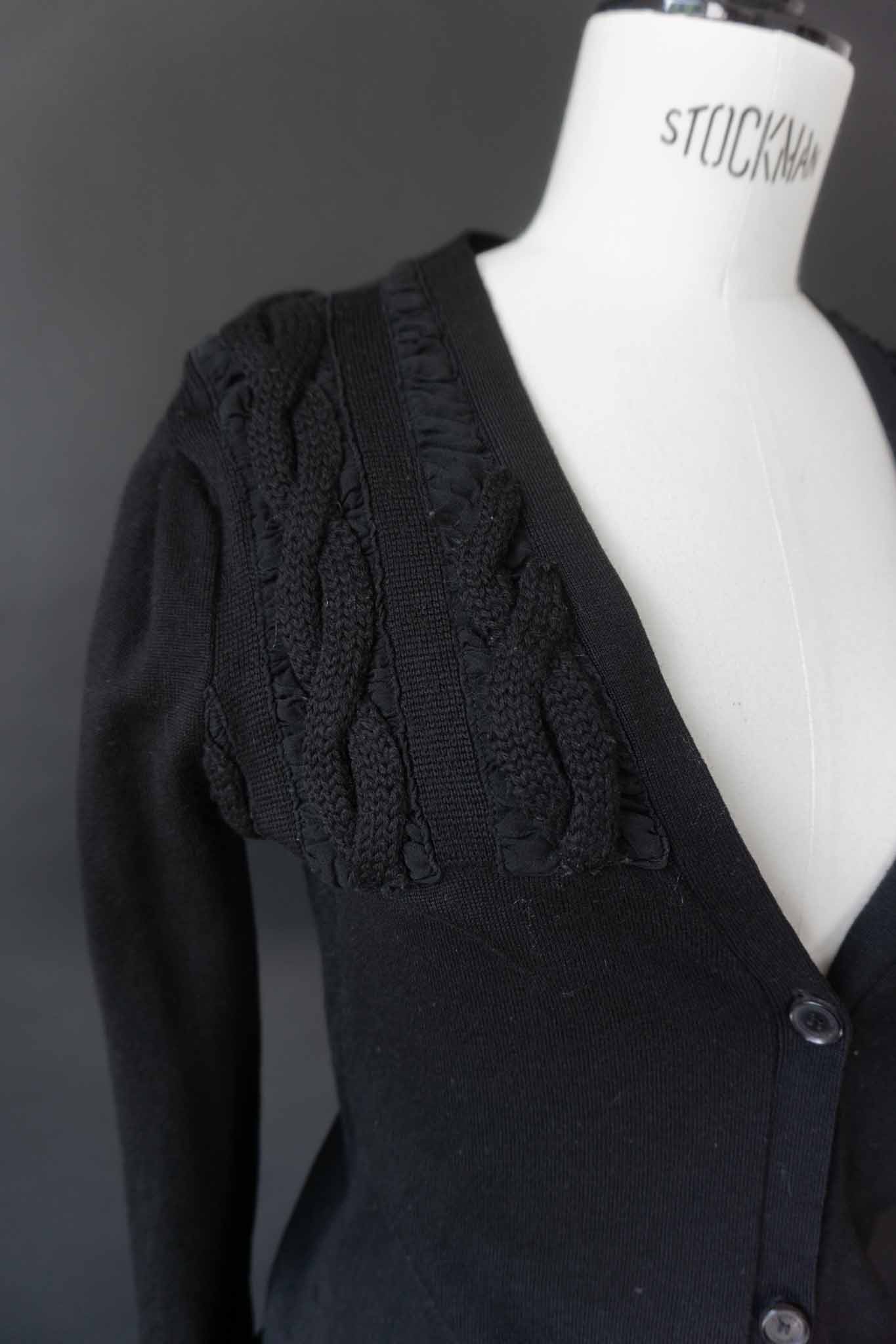 Schwarze Burberry Strickjacke mit Knopfleiste und V-Ausschnitt