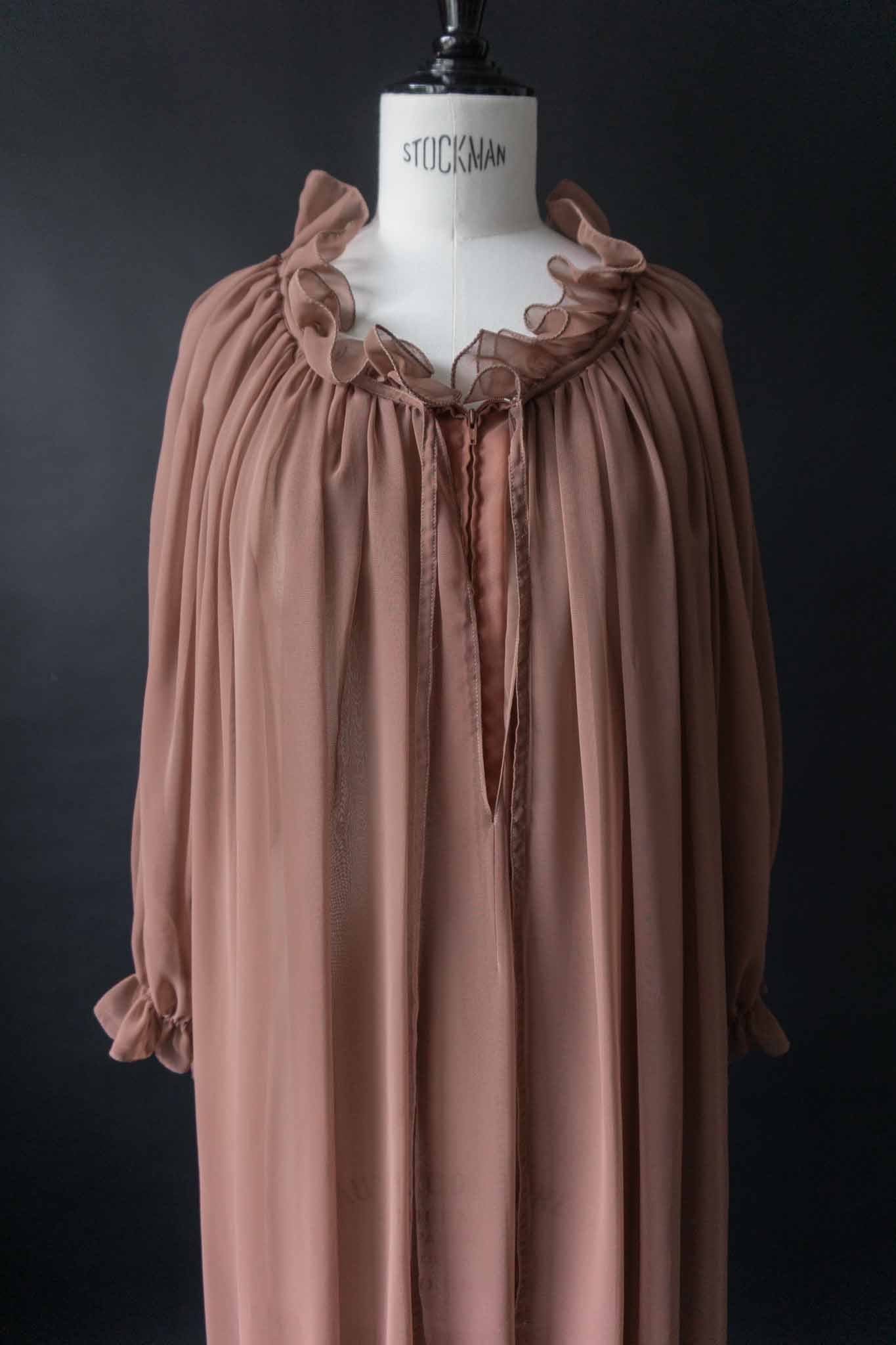 Vintage 60s Maxikleid Rosé mit Rüschen und OPTI Reißverschluss