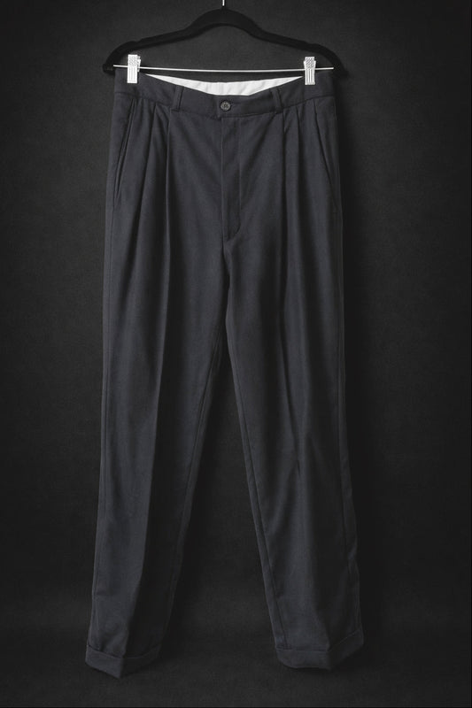 Vintage Wollhose mit Bundfalten – klassische High Waist Anzughose, M–L theplaincircle vintage