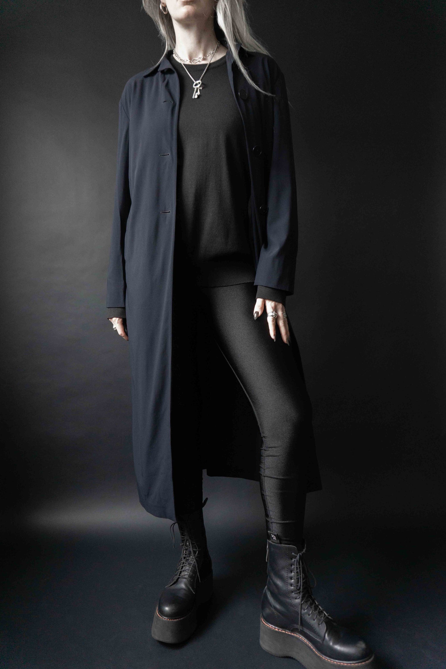 Dunkelblauer Vintage Jil Sander Mantel aus Wolle, minimalistisch geschnitten