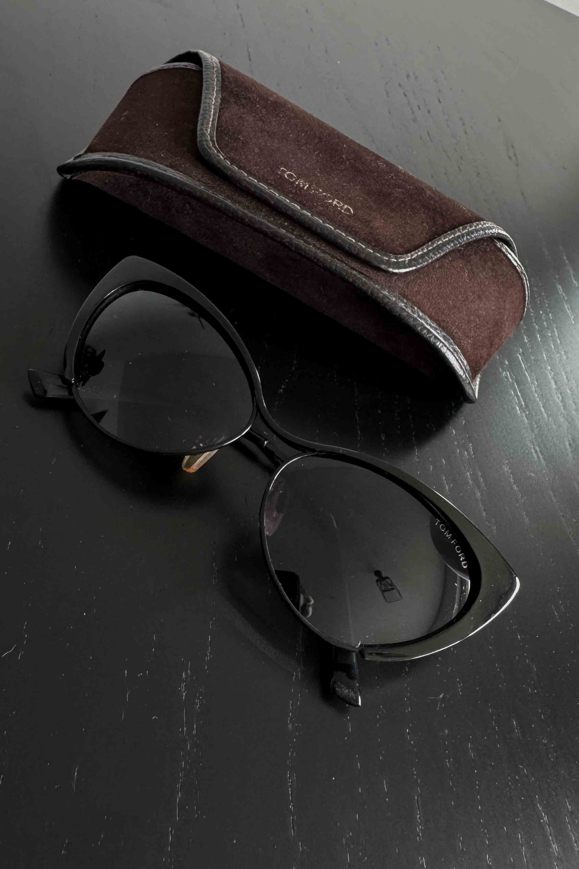 Tom Ford Sonnenbrille im Cat-Eye-Stil mit schwarzer Fassung