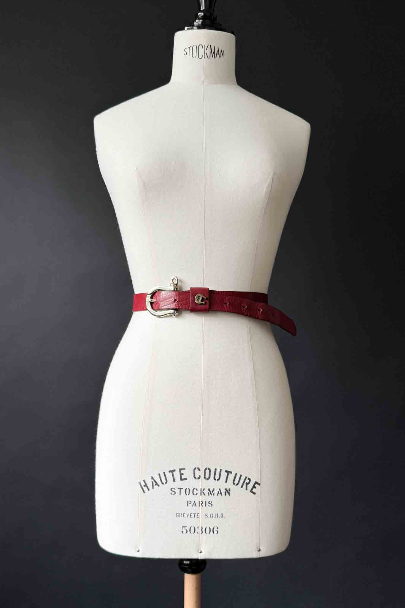 Roter 80s Aigner Gürtel aus Echtleder mit Logo