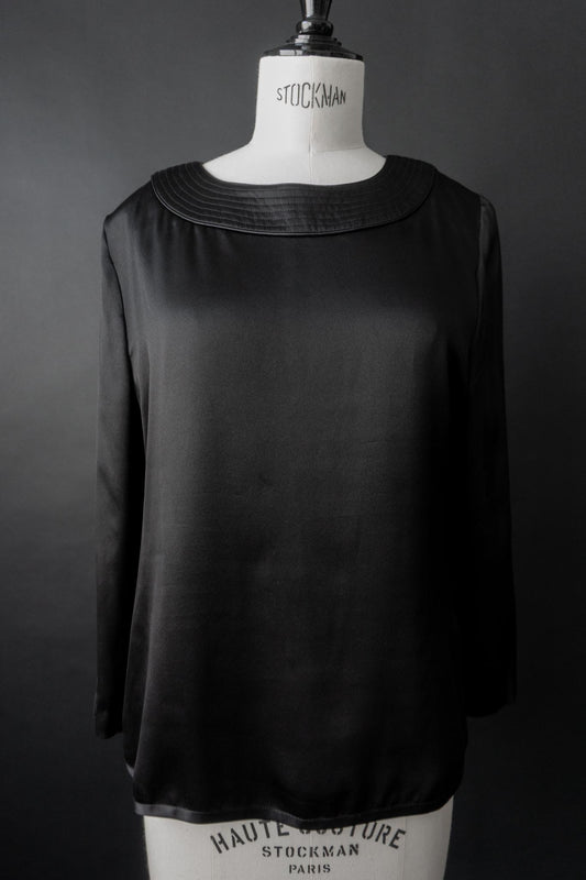 Schwarze Vintage Seidenbluse mit rundem Kragen & Knopfdetails an den 3/4-Ärmeln