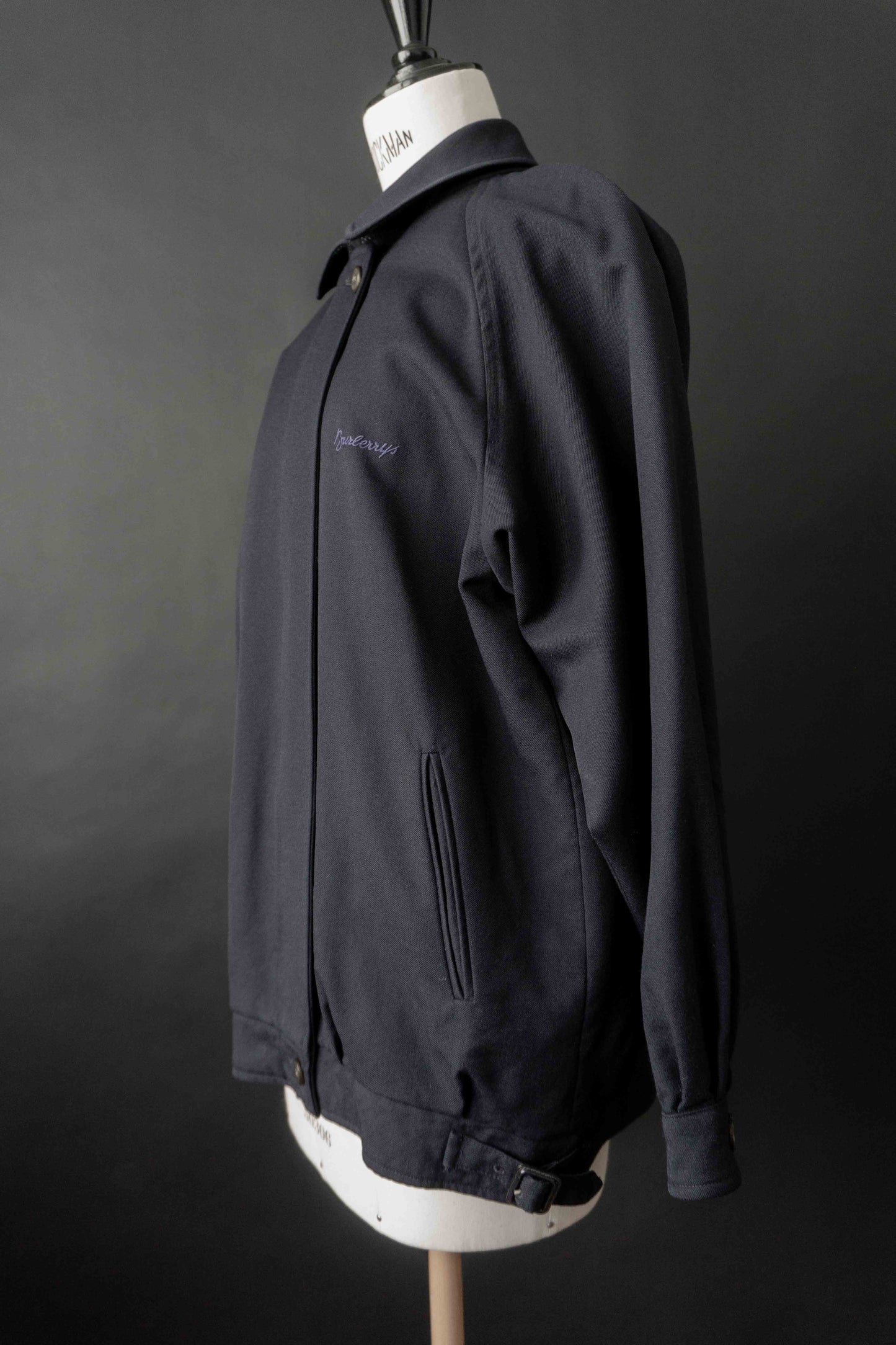 Vintage Burberry Blouson aus Wolle in Navy mit Stickerei und Nova Check Innenfutter