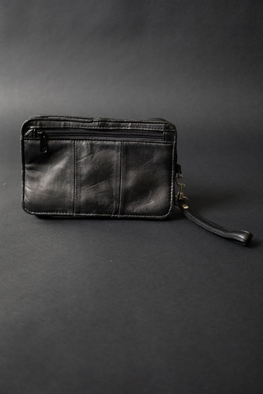 Schwarze Vintage Leder-Clutch mit zwei Fächern, Rückfach & Handschlaufe