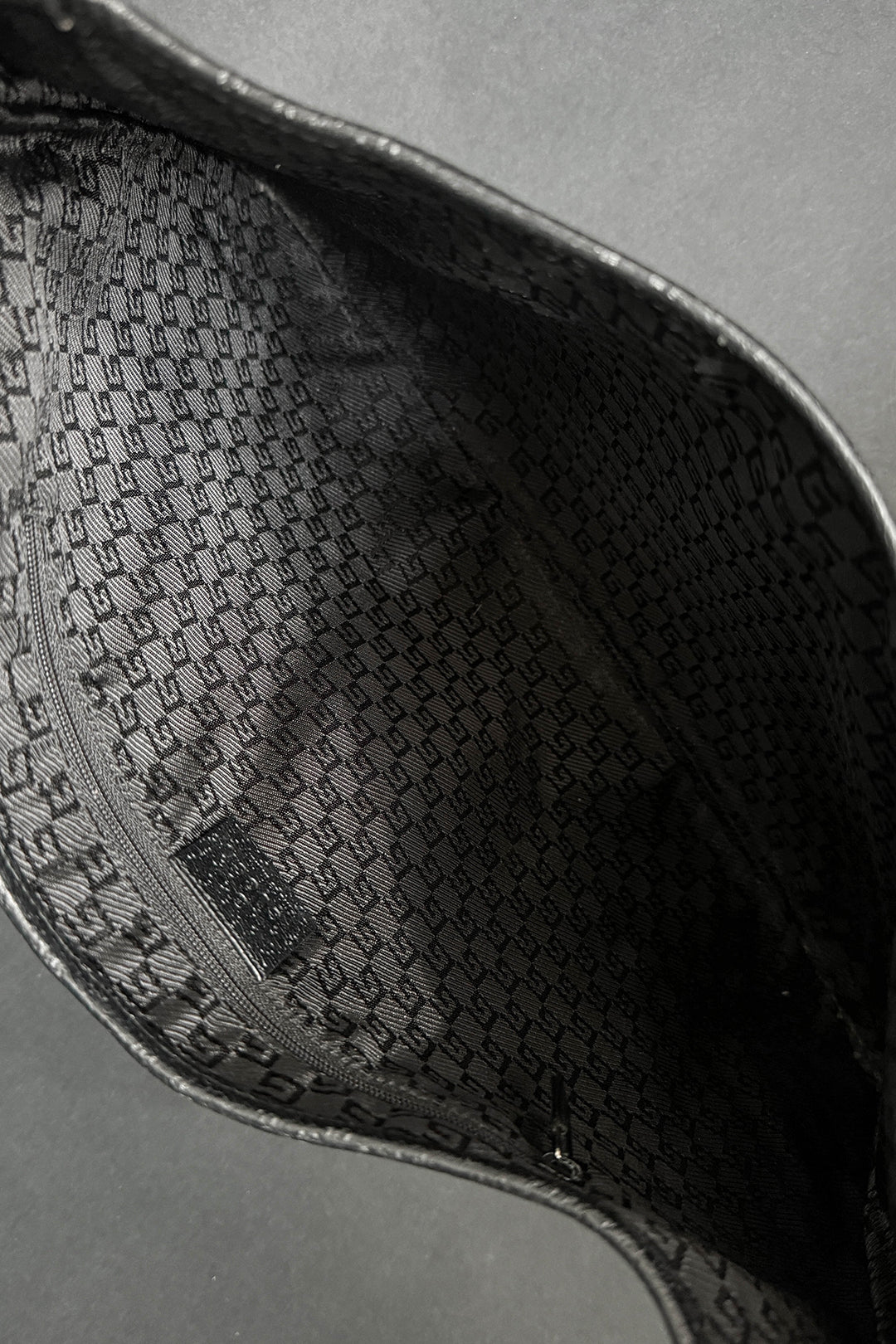 Gucci Jackie Bag in Schwarz mit Bambusgriff & silberfarbener Hardware – Vintage Designer Tasche