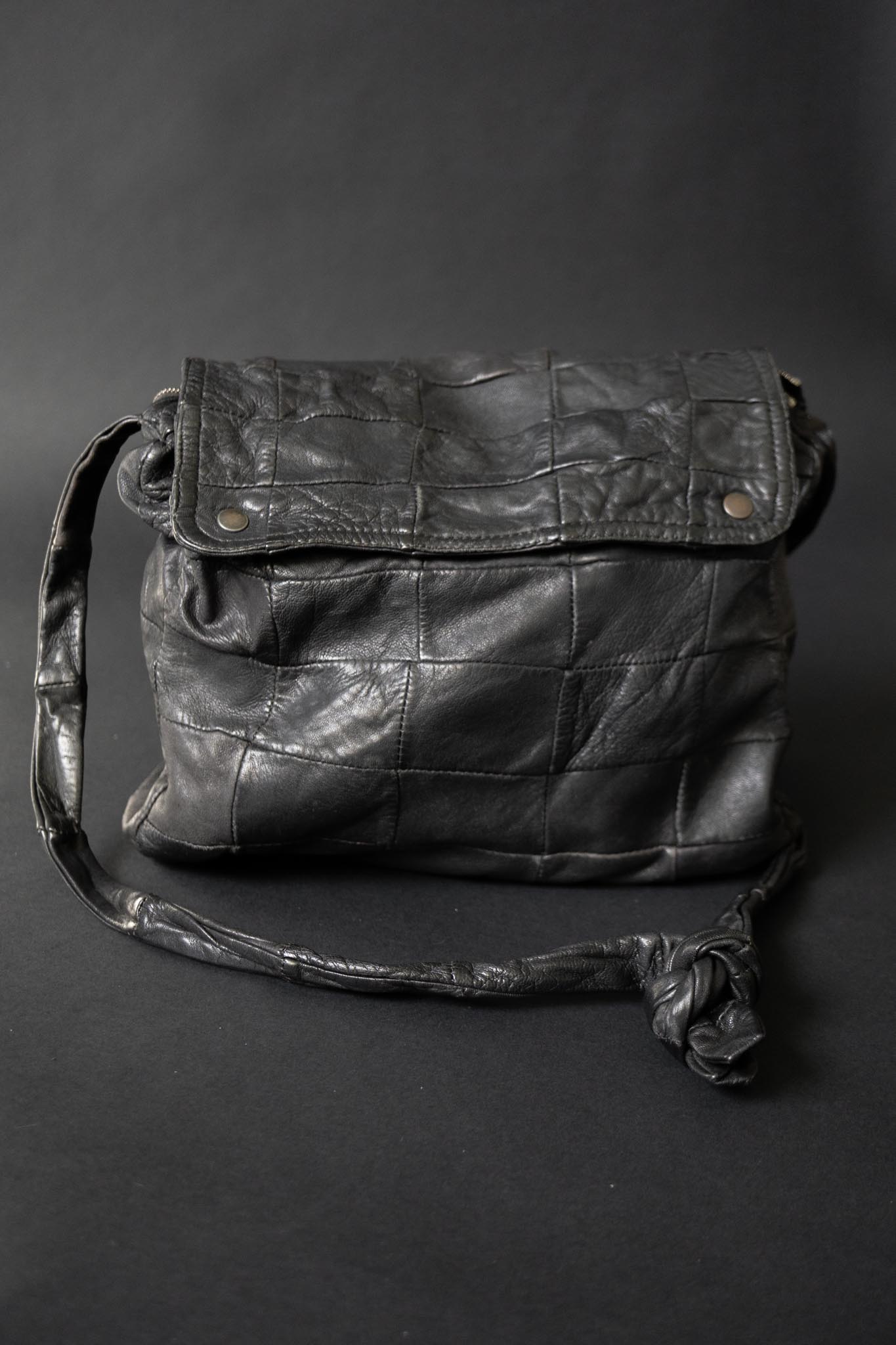 Schwarze 70s Vintage Patchwork-Ledertasche aus Echtleder mit Umhängeriemen