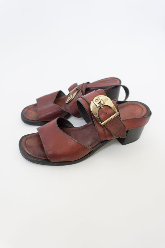 AIGNER sandals 38