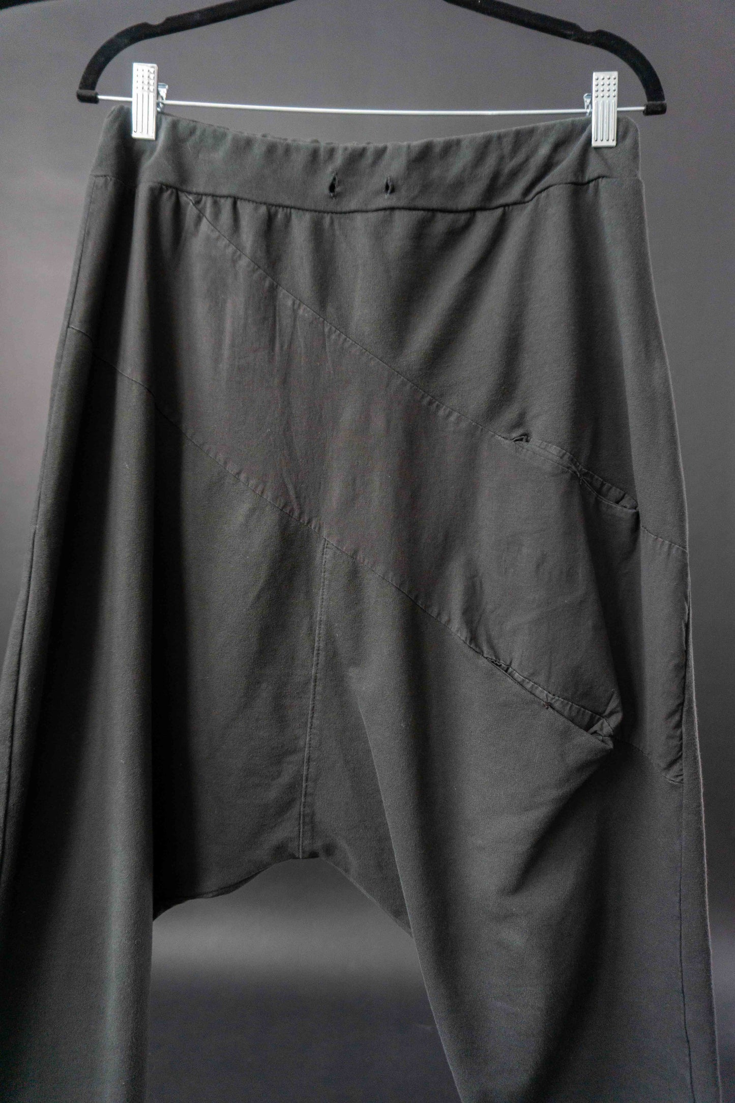 Hose, drop crotch, Schwarz, S–M theplaincircle vintage
