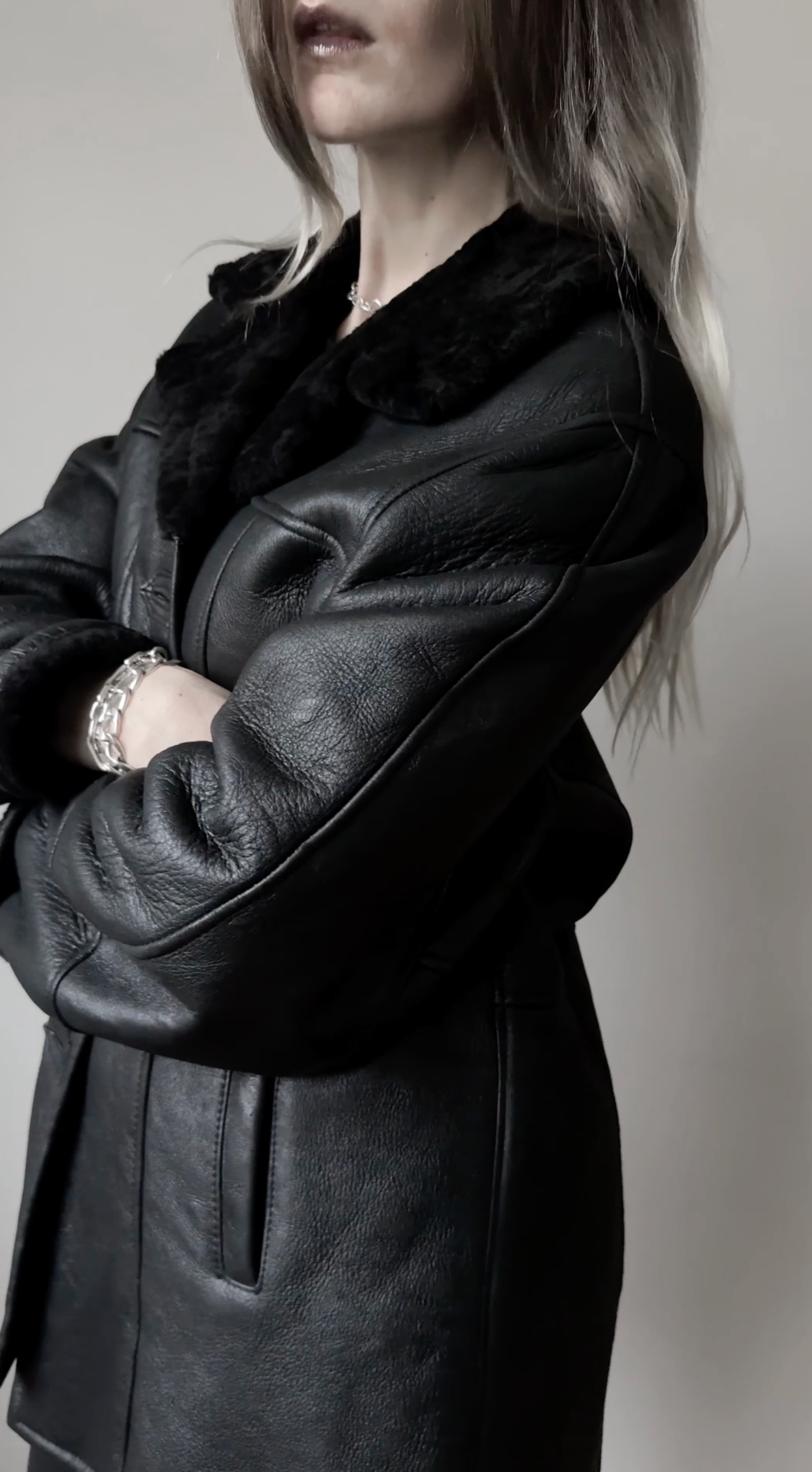 Vintage Lammfelljacke Schwarz, S–M theplaincircle vintage