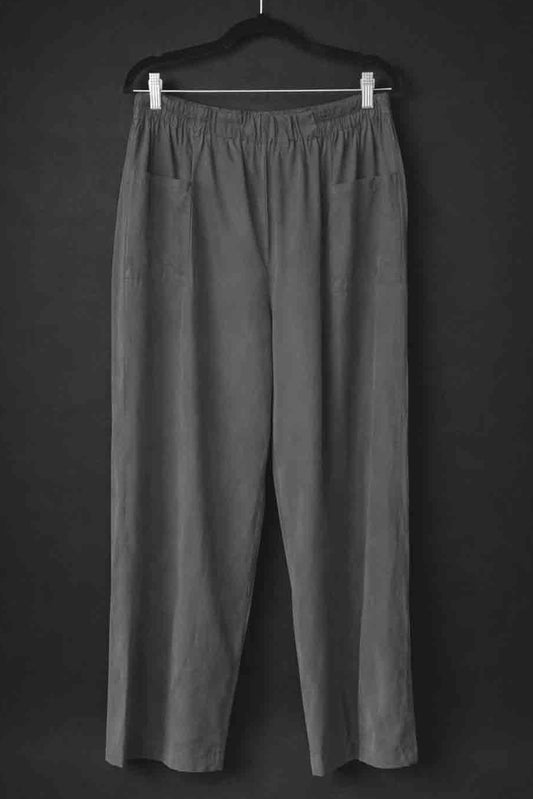 Vintage 90s Hose Washed Grey Tencel, M–L theplaincircle vintage