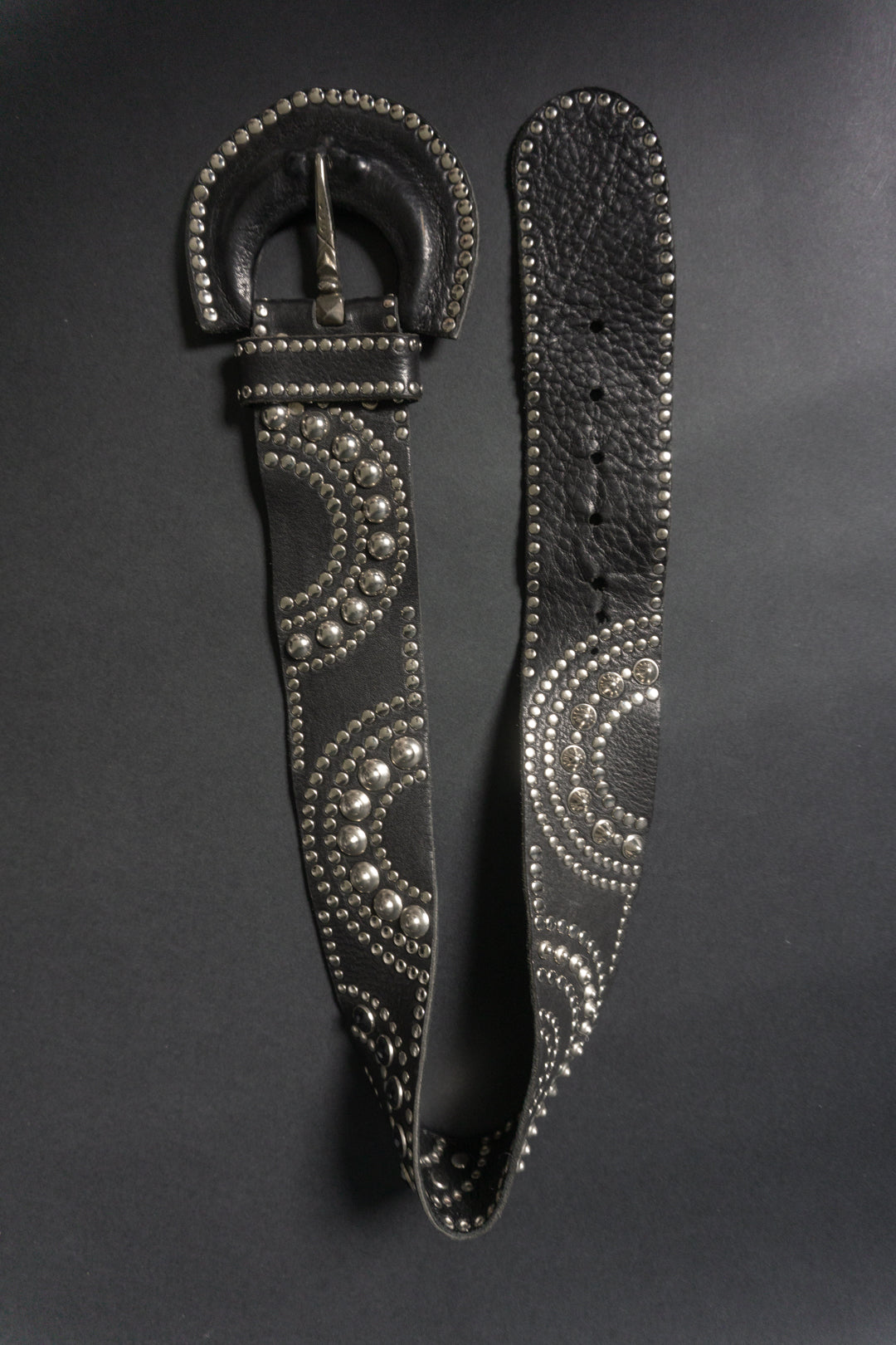 Vintage Nieten Gürtel, Leder, S–M theplaincircle vintage