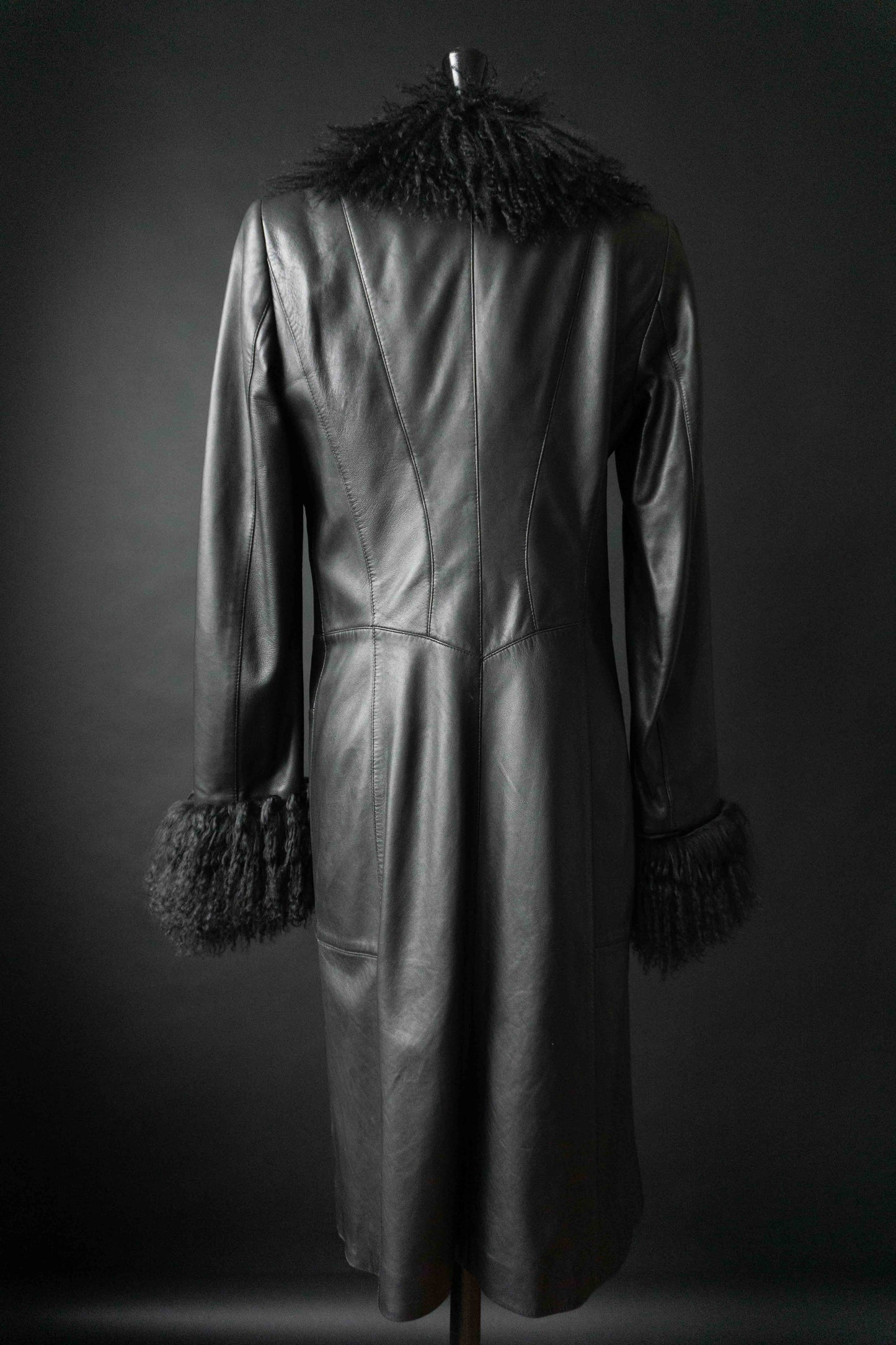 Vintage Escada Leder-Mantel mit schwarzem Lammfell-Besatz aus den 80er Jahren