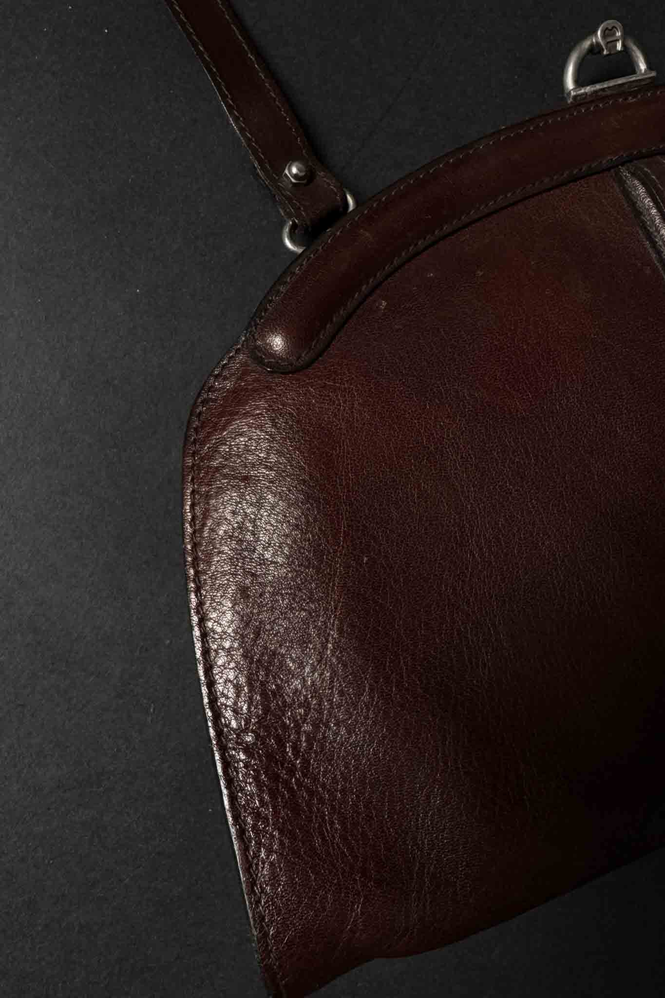 Vintage Aigner theplaincircle vintage