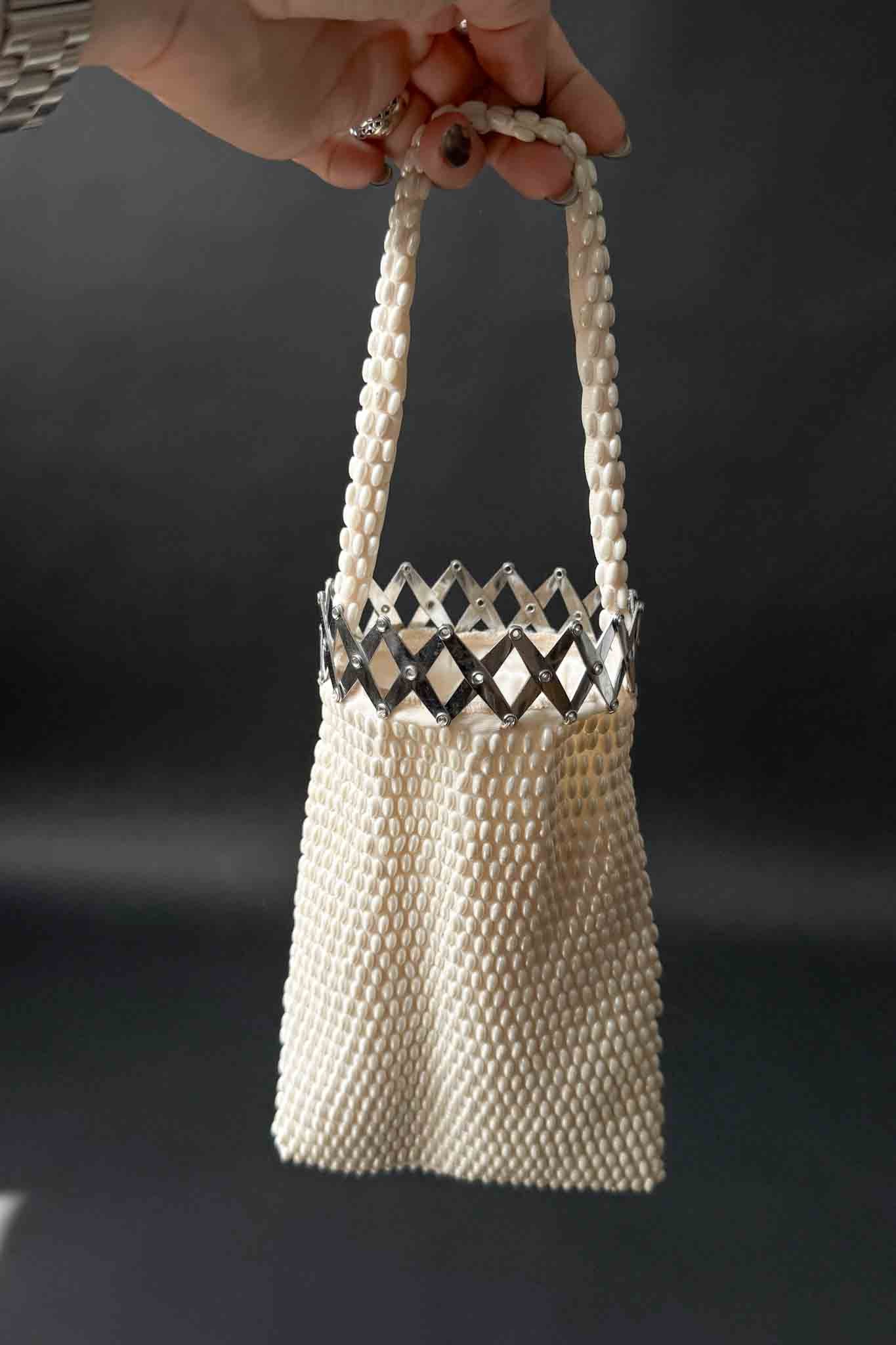 Beige Vintage Clutch mit Perlen und Akkordeon-Verschluss, 60er-Jahre