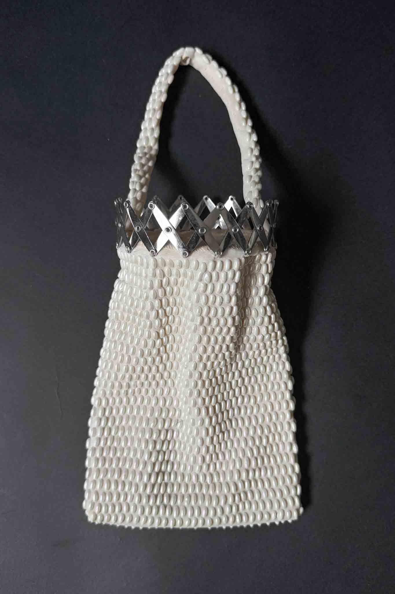 Beige Vintage Clutch mit Perlen und Akkordeon-Verschluss, 60er-Jahre