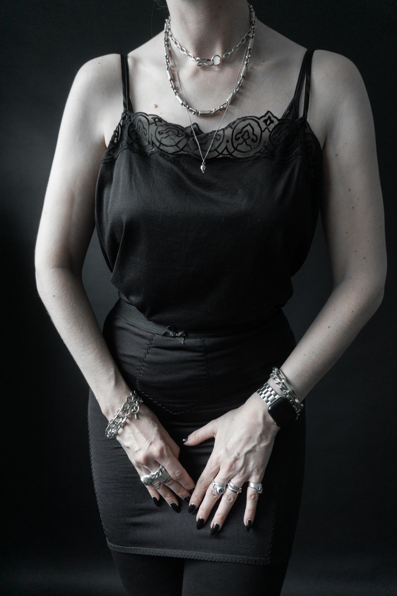 Schwarzes Vintage-Top aus Baumwolle mit transparenter Spitzenbordüre