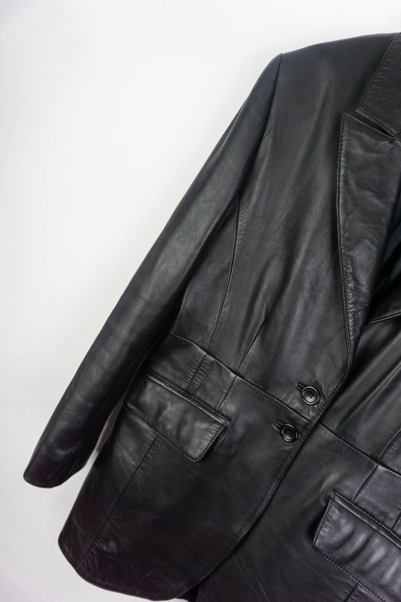 Leather coat black S–M