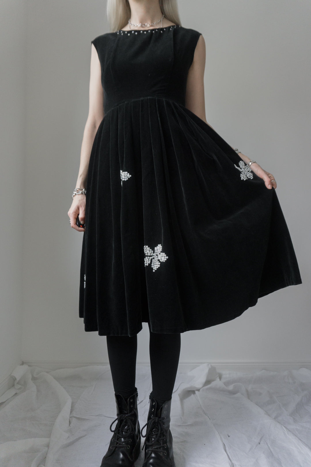 Velvet dress, sequins, M